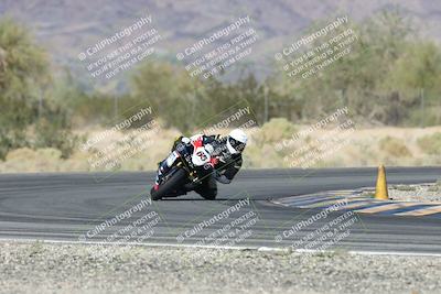 media/Oct-30-2025-Racers Edge (Thu) [[dabbdaf680]]/3-B Group/Session 5 (Turn 6)/